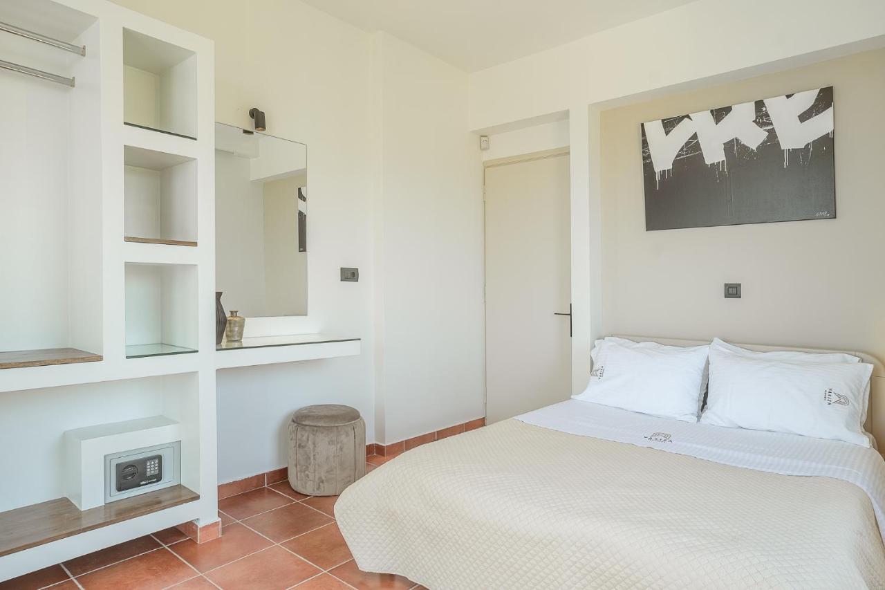 Variza Villa *