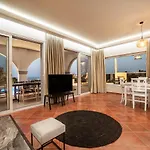 Variza Residence